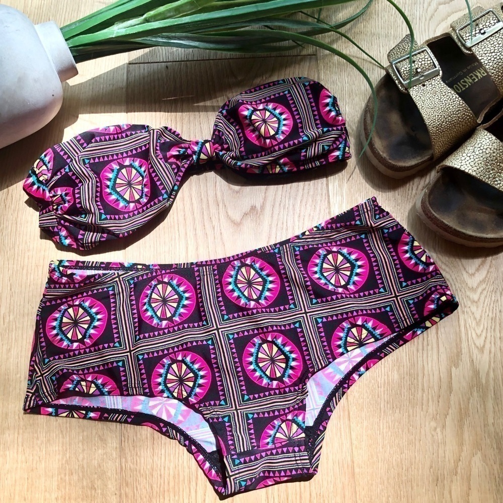 BLACK & PINK BIKINI TUBE GEOMETRIC PATTERN